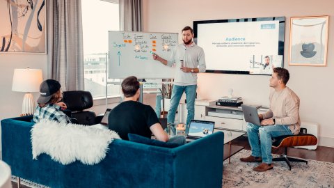 How Founders Scale Their Startup with AI Workflow Automation?